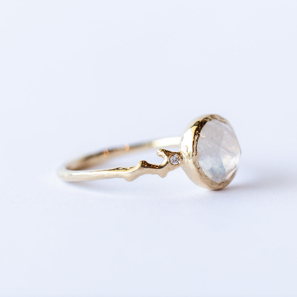 Morro Moonstone Ring