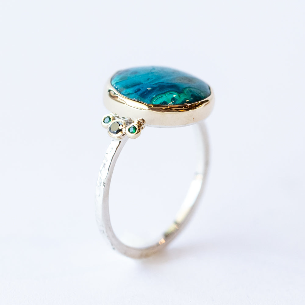 Round Chrysocolla Ring