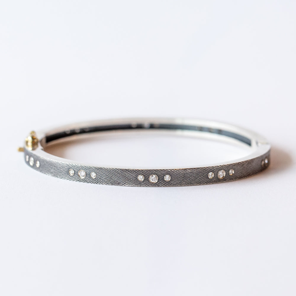 Kelly Lux 4mm Diamond Bangle