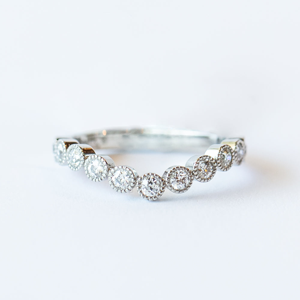 Gabby Curved Band