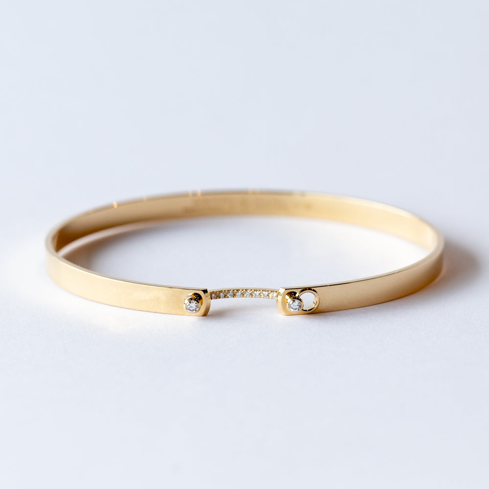 Business Meeting 4mm Diamond Bangle