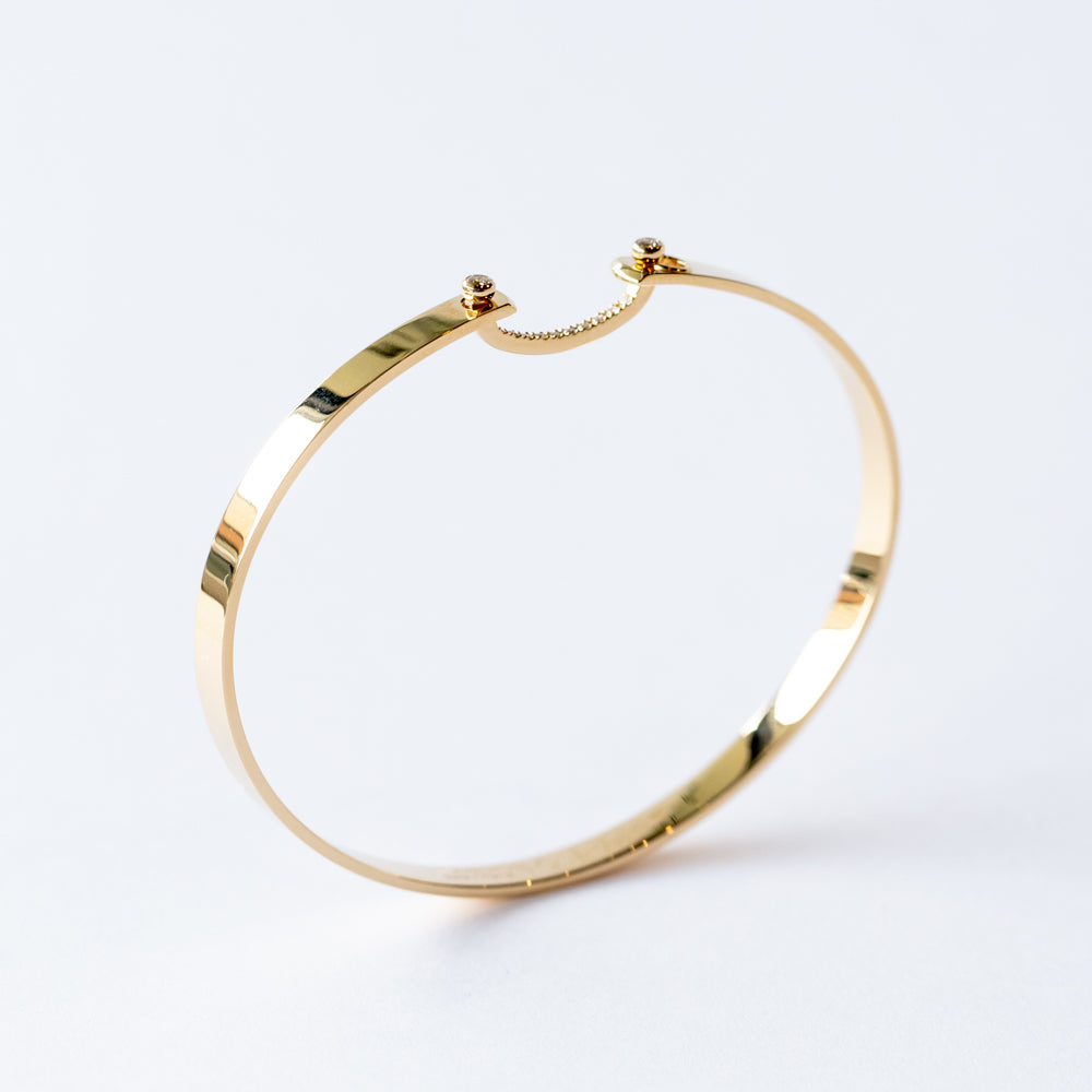 Business Meeting 4mm Diamond Bangle