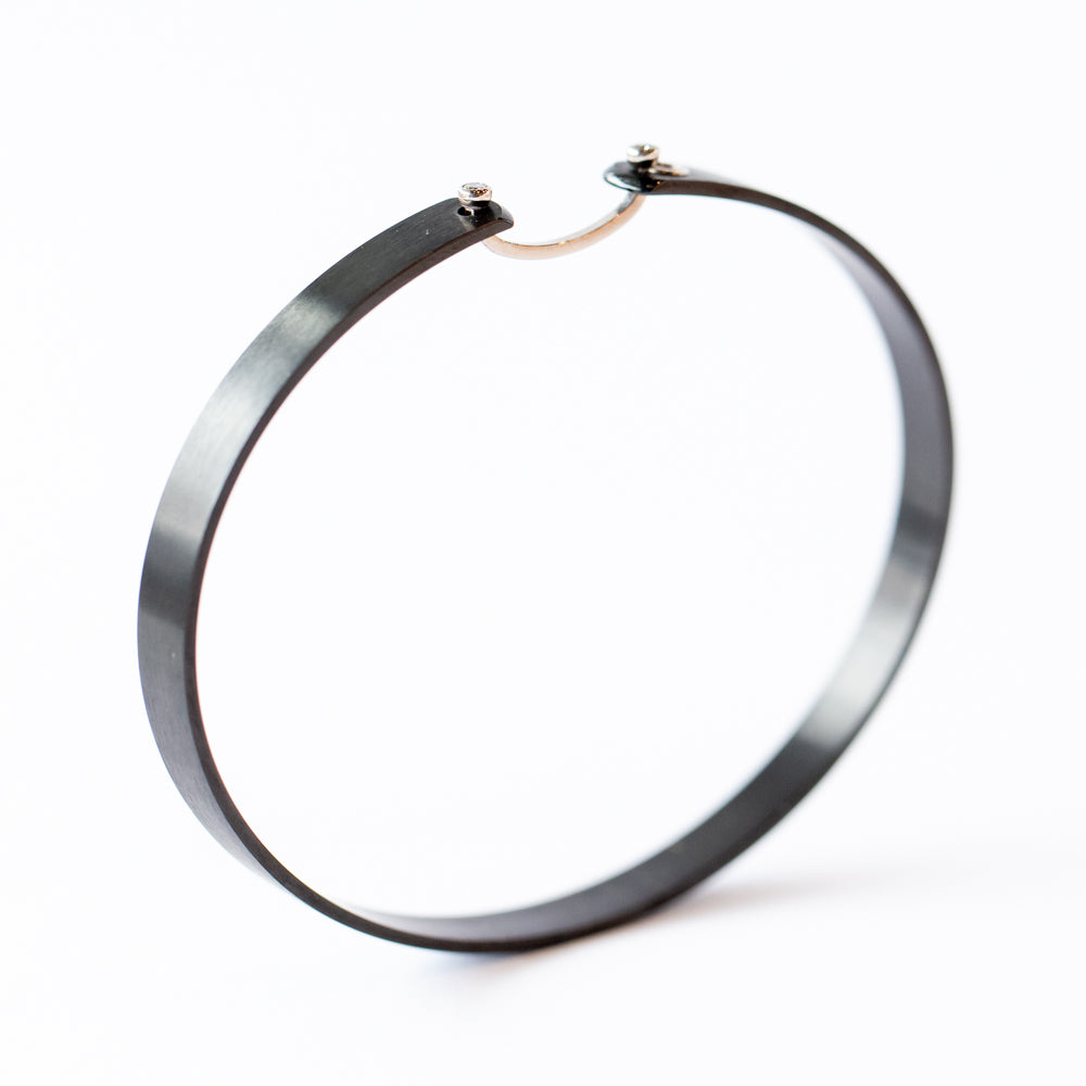 Midnight in Manhattan 4mm Diamond Bangle