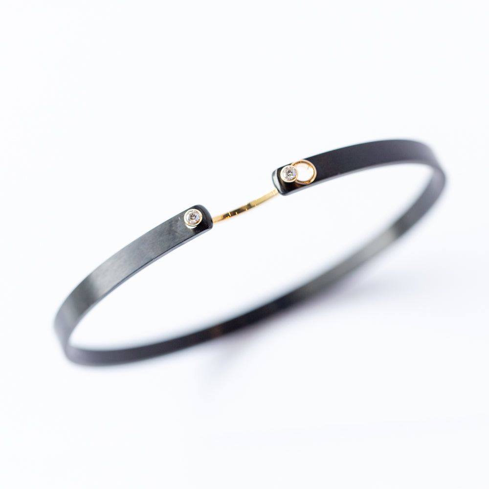 Midnight in Manhattan 4mm Diamond Bangle