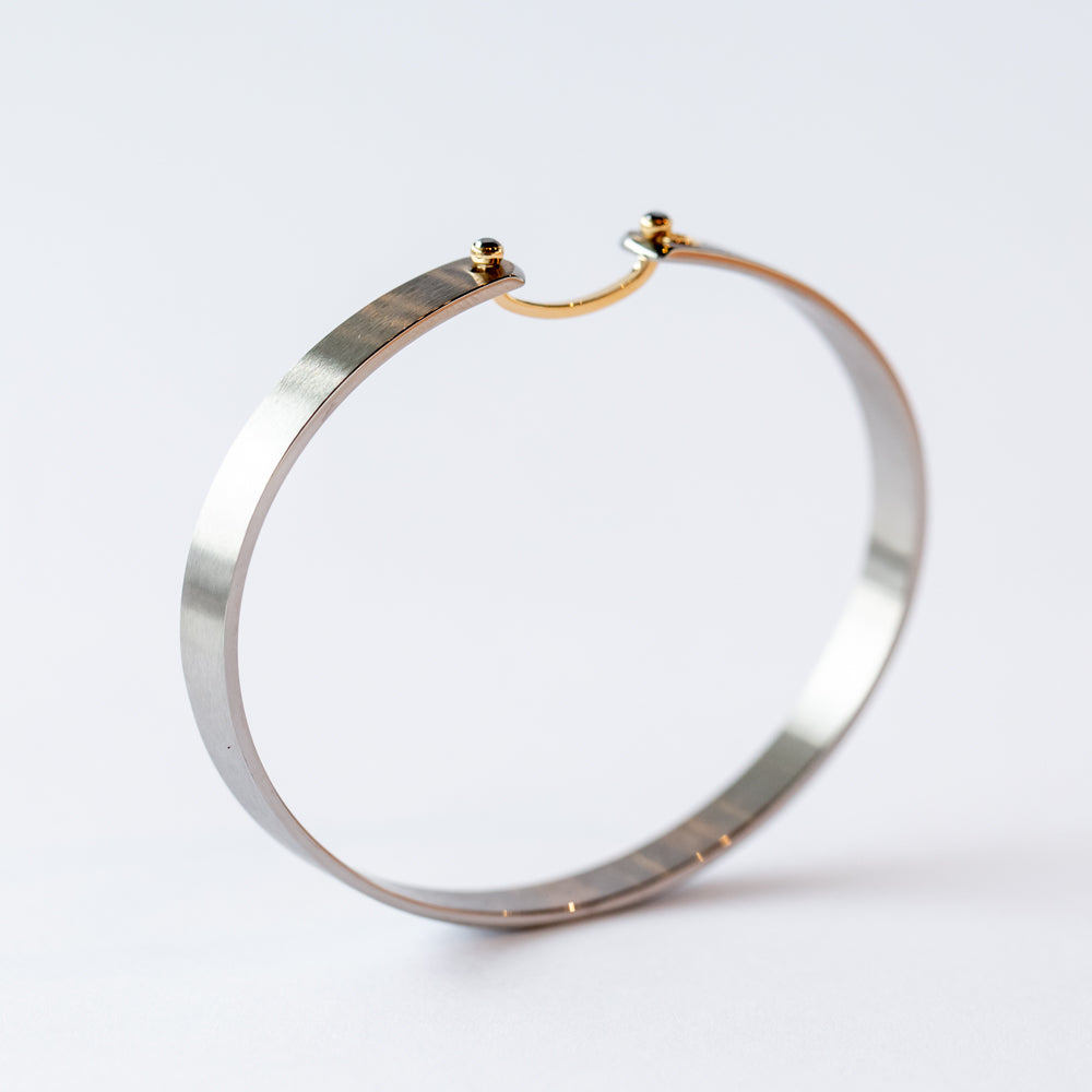 Paris From the Sky Mood 6mm Black Diamond Bangle