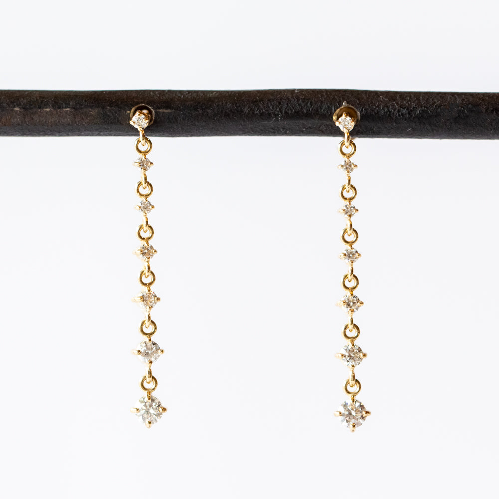 Zoe Chicco | Graduated Prong Set Diamond Drop Earrings