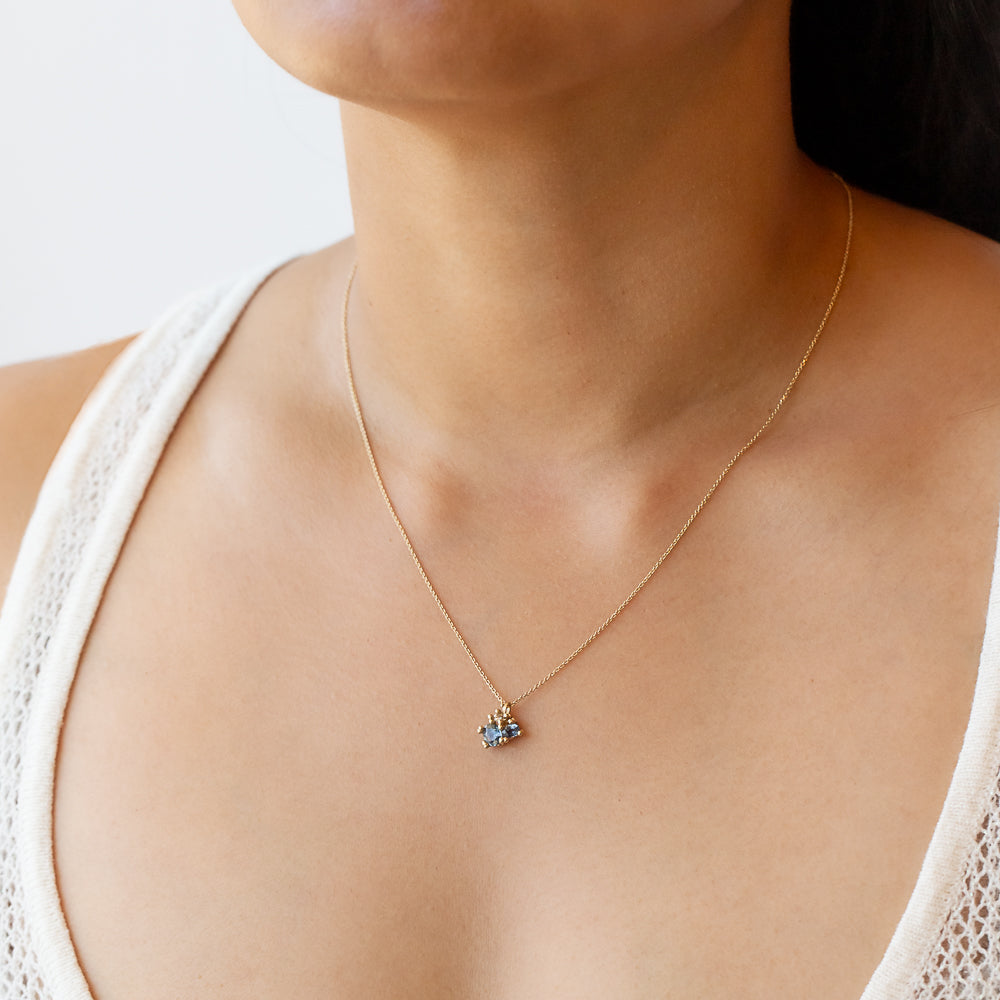 Sapphire Cluster Pendant Necklace with Diamond