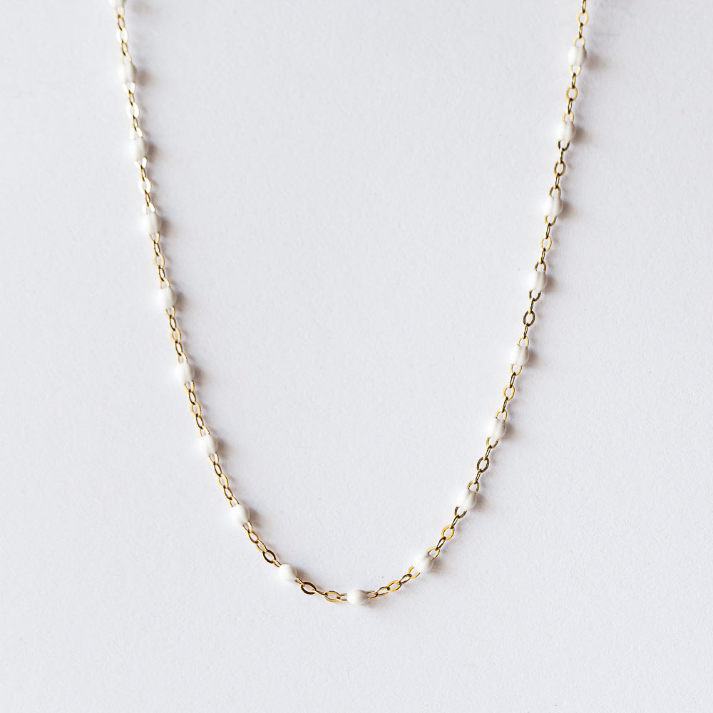 Classic Gigi Necklace, White