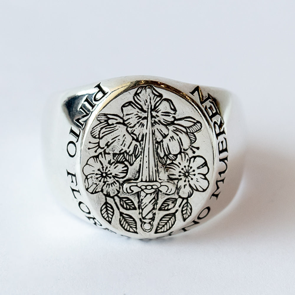 Kahlo Signet Ring