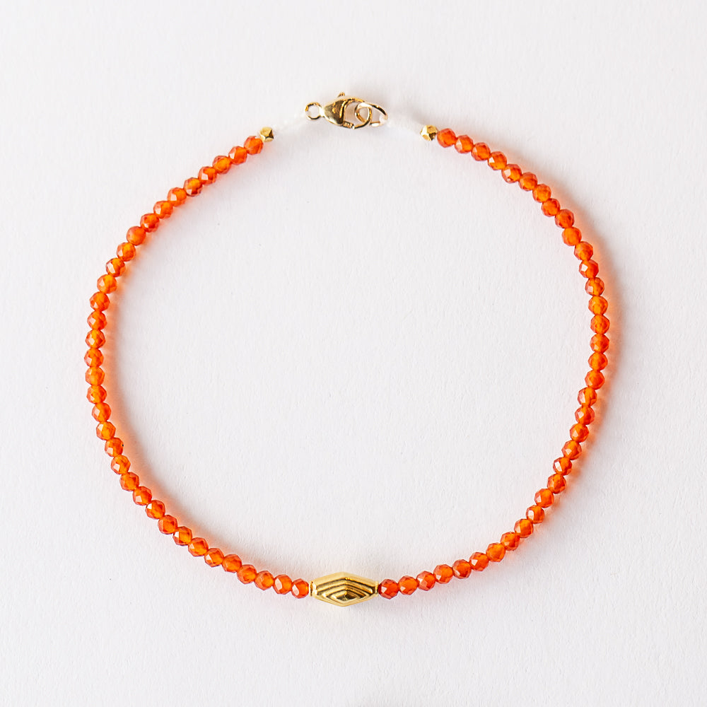 Carnelian Beaded Bracelet with Ridged Diamond-Shaped Gold Bead