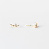 Zoe Chicco | Graduated Curved Prong-Set Diamond Stud Earrings