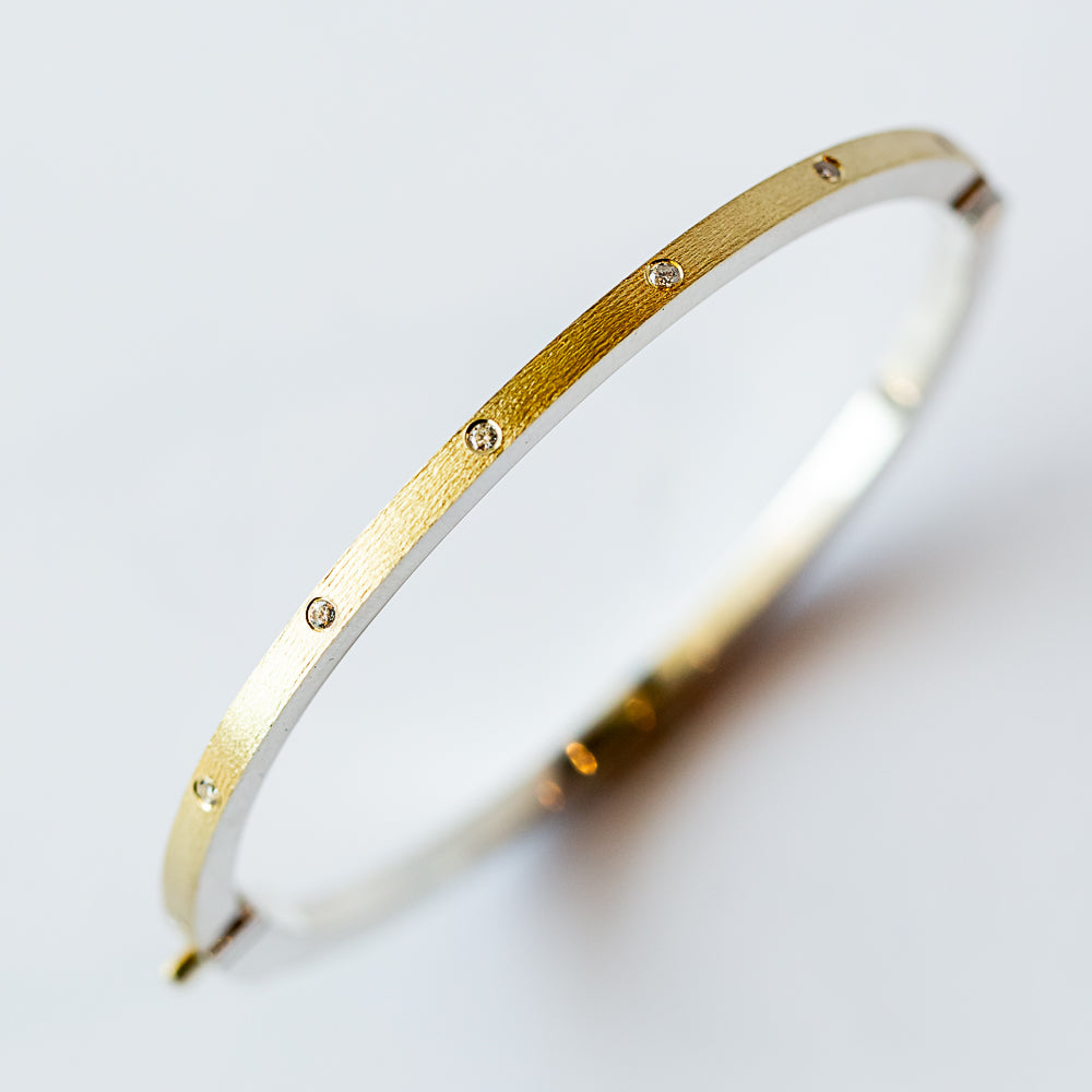 Orly 2.5mm Diamond Bangle