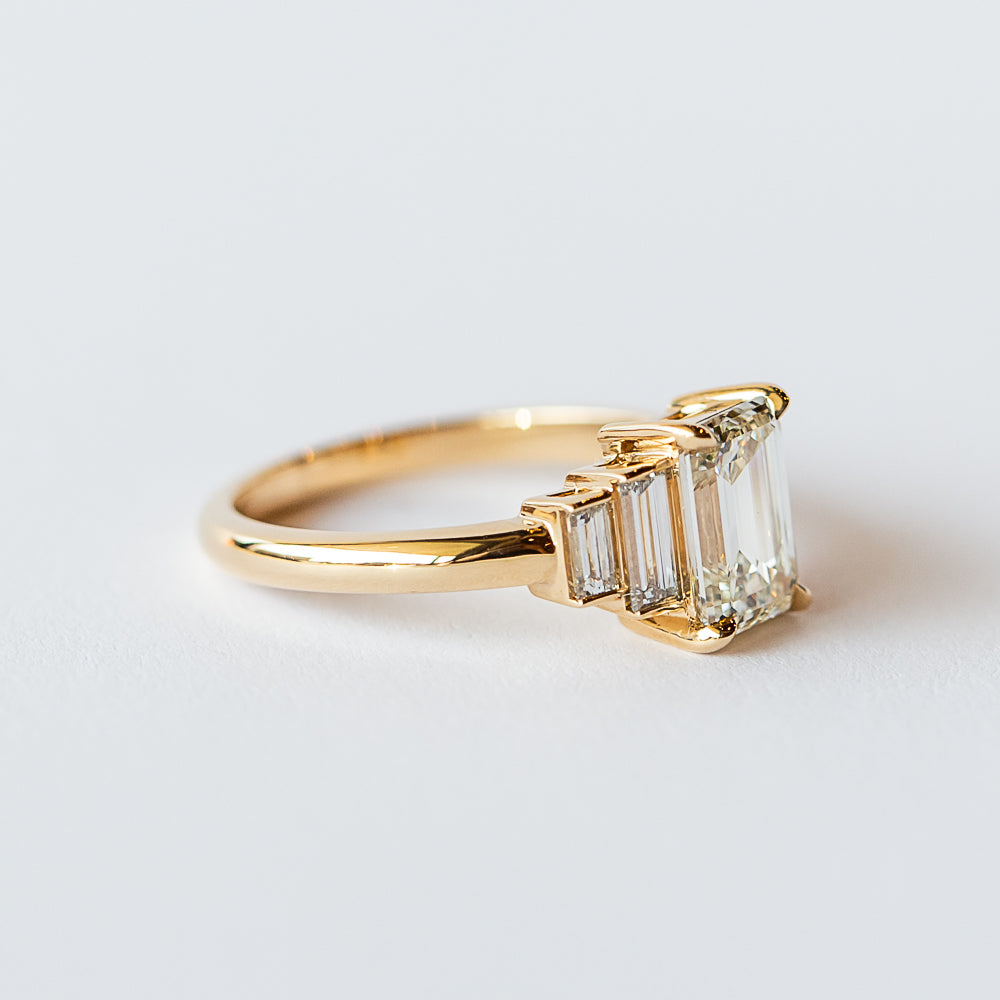 Caroline Prong-Set Ring