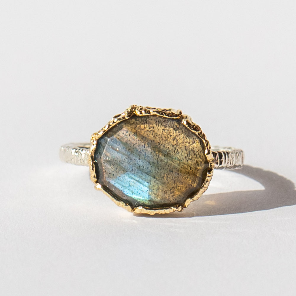 Oval Labradorite Ring