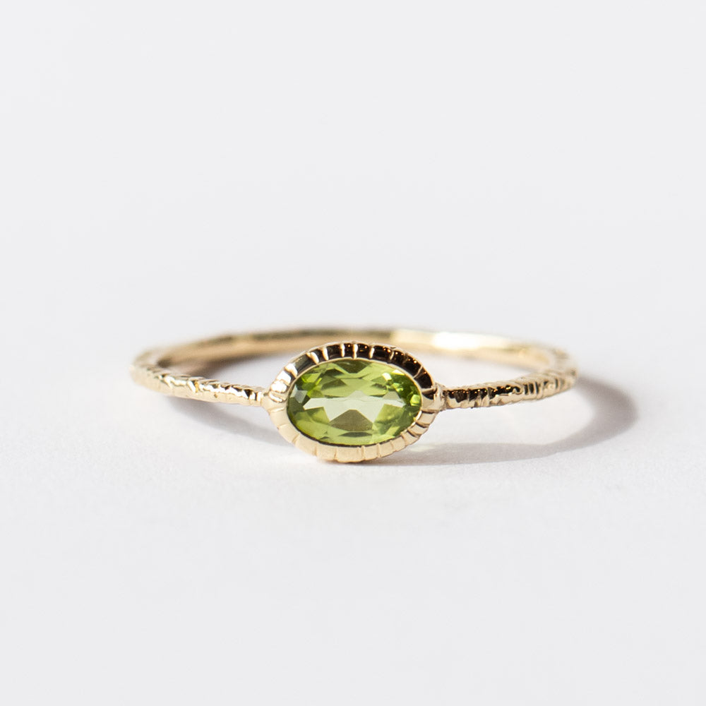 Horizontal Oval Peridot Ring
