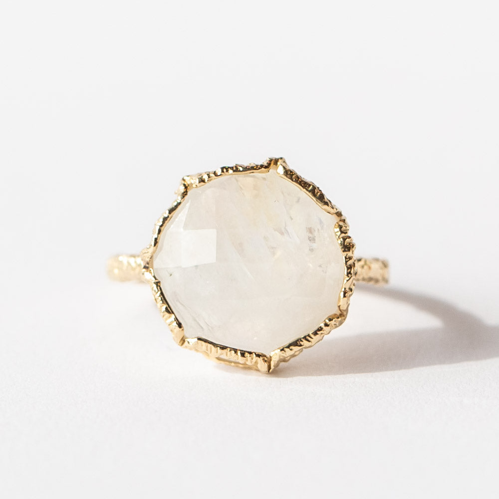 Round Rainbow Moonstone Ring