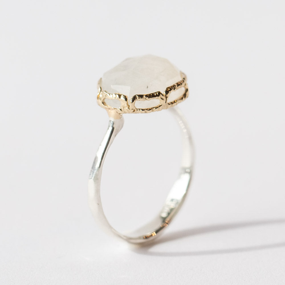 Oval Rainbow Moonstone Ring