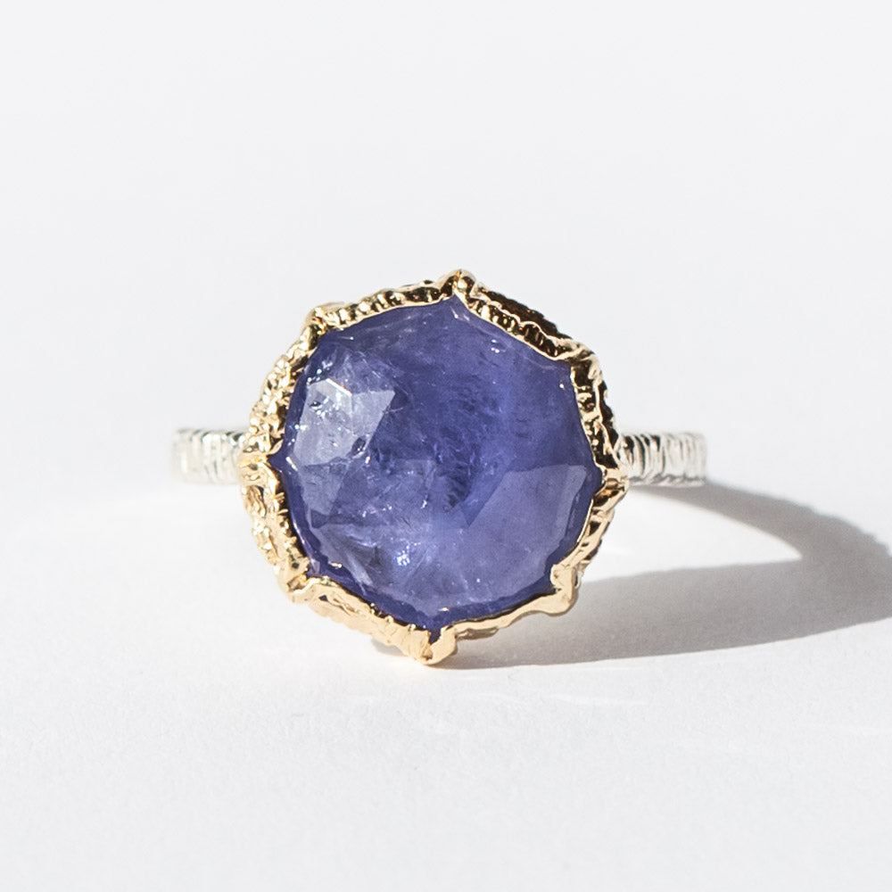 Round Tanzanite Ring
