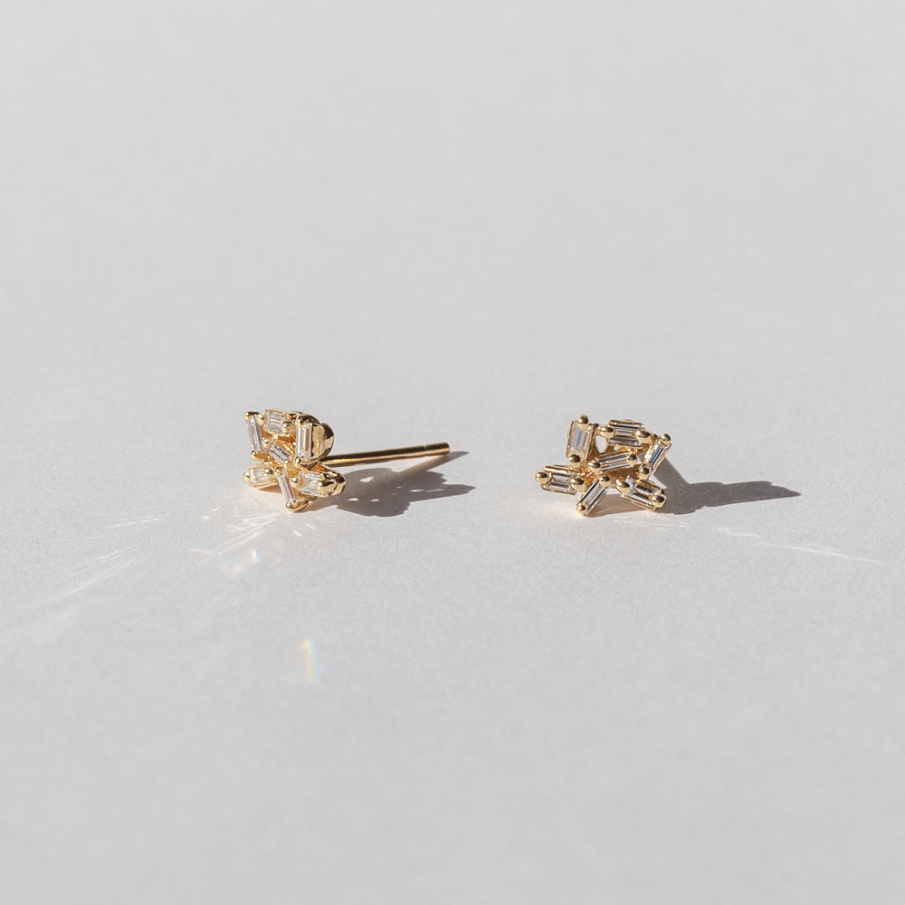 Suzanne Kalan | 18k Classic Diamond Cluster Stud Earrings