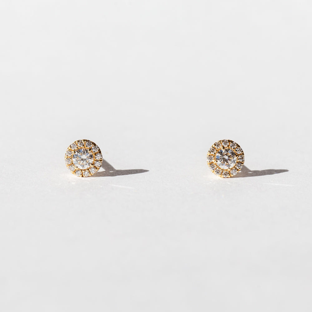 Suzanne Kalan | 18k Mini Circle Halo Diamond Stud Earrings