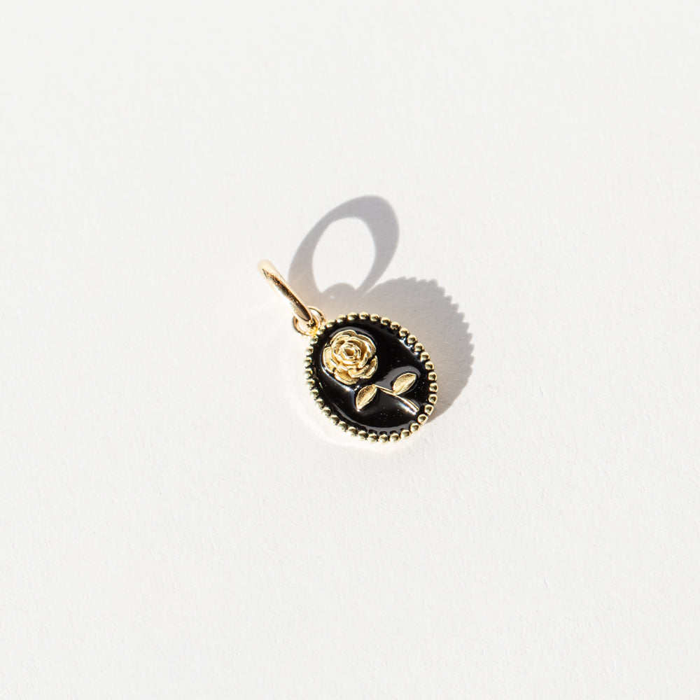 Rose Charm, Black