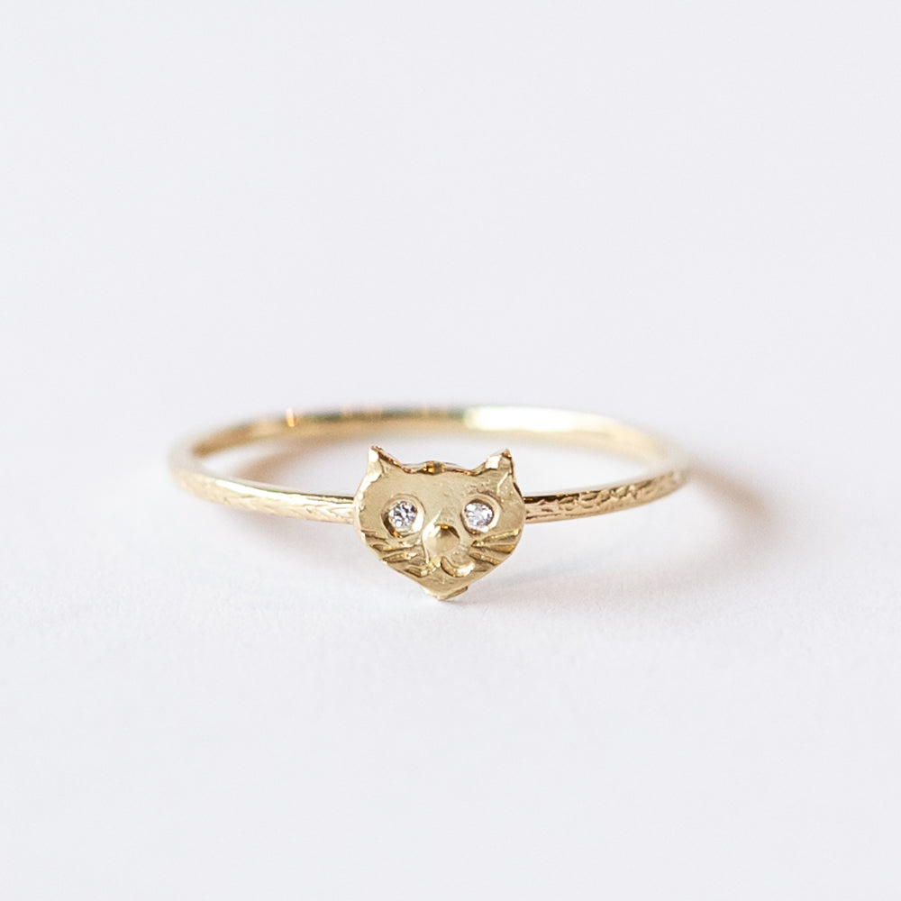 Victoria Cunningham | Tiny Kitty Ring with Diamond Eyes