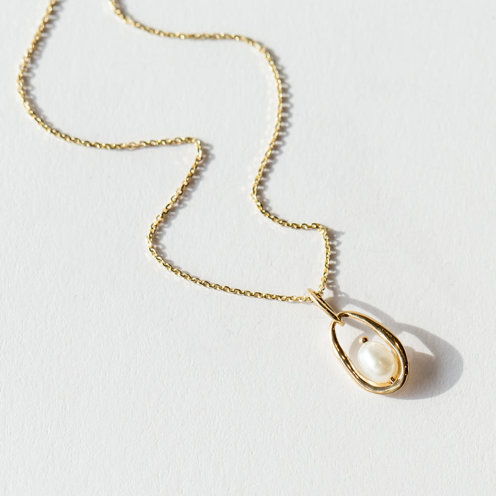 Wwake | Pearl Droplet Necklace