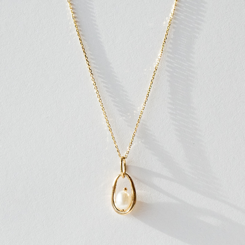 Wwake | Pearl Droplet Necklace