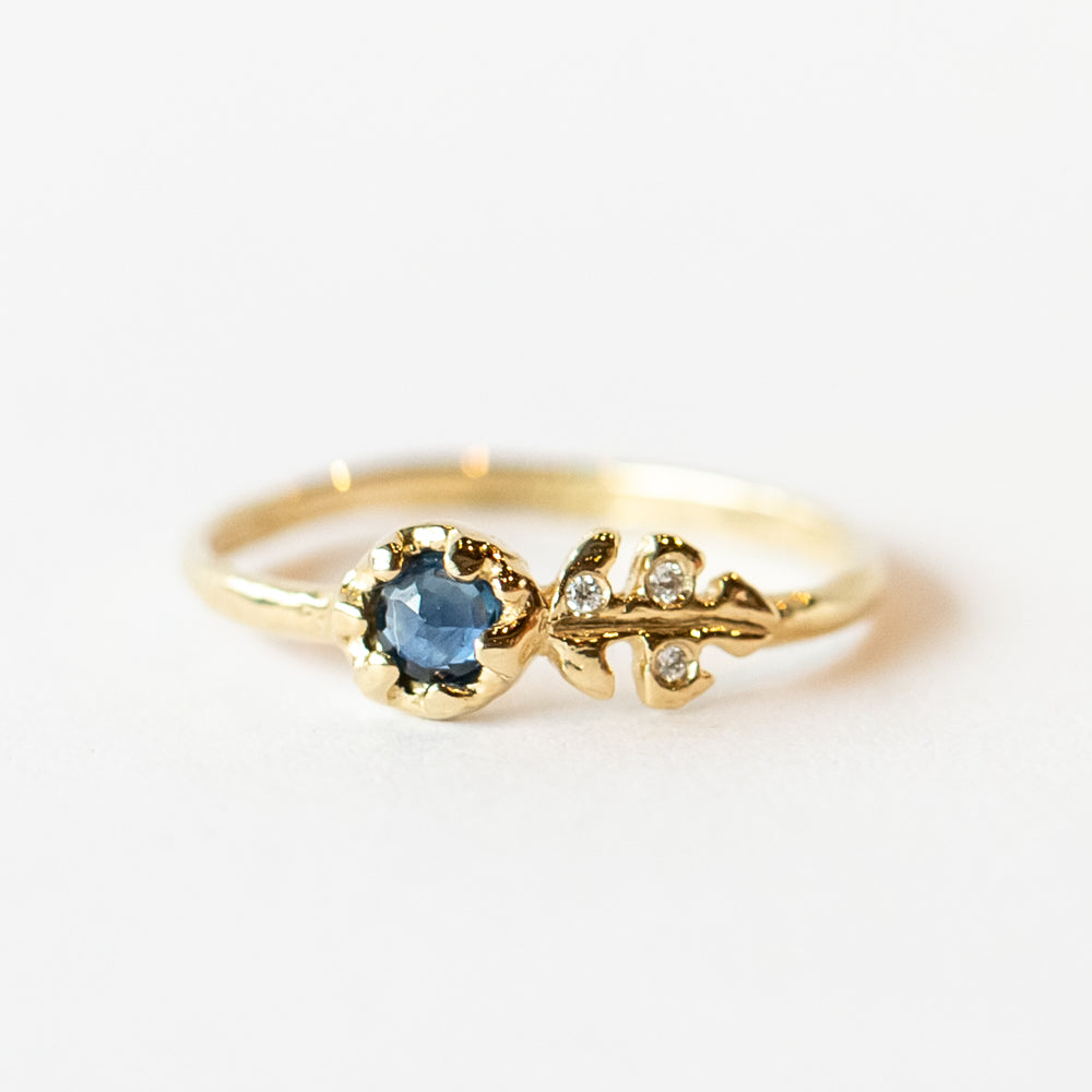 Floret Blue Sapphire Ring