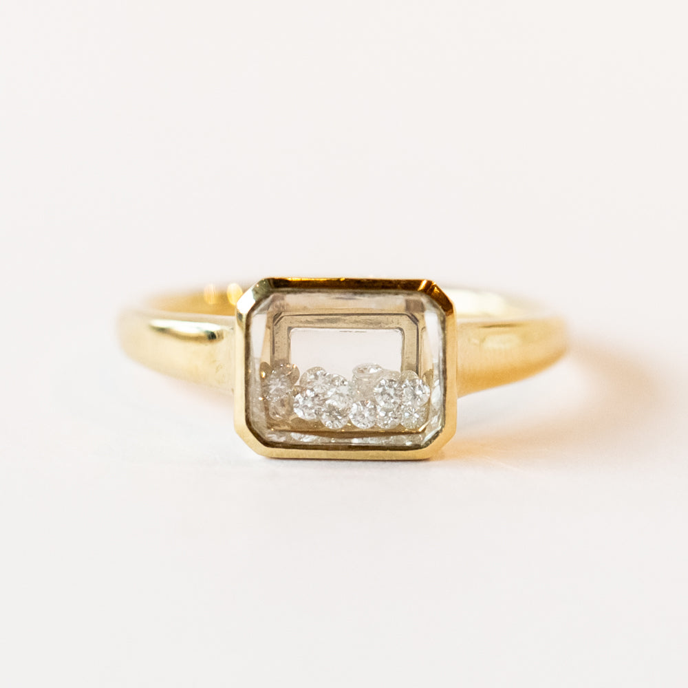 Neue Step Cut Diamond Shaker Ring