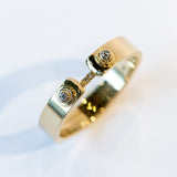 Business Meeting 4mm Mood Ring with Diamonds