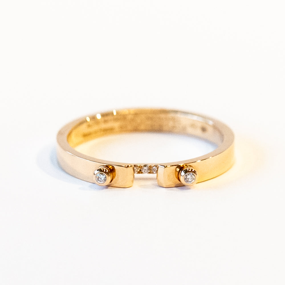Business Meeting 2.9mm Mood Ring with Diamonds