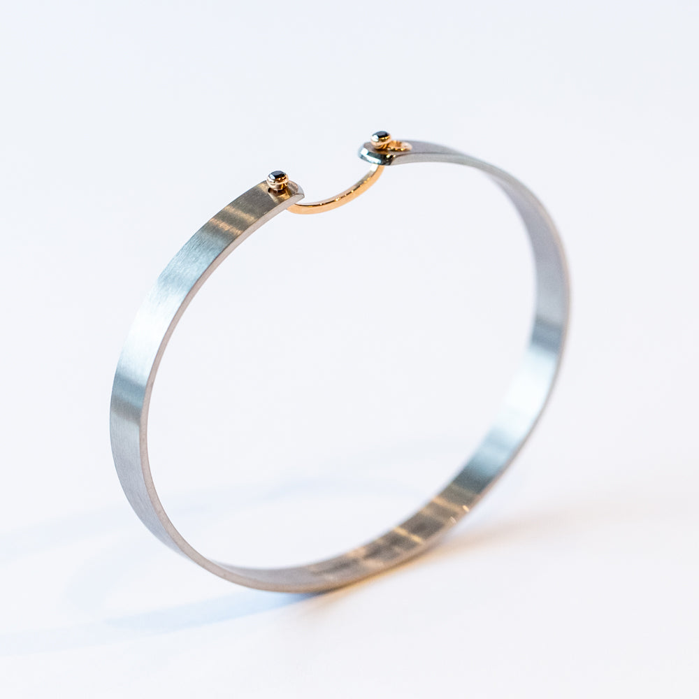 Paris From the Sky Mood 6mm Black Diamond Bangle