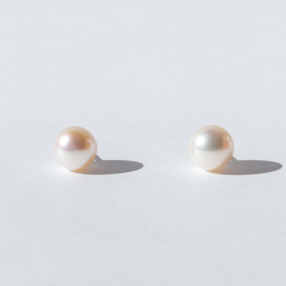 Zoe Chicco | White Freshwater Pearl Stud Earrings