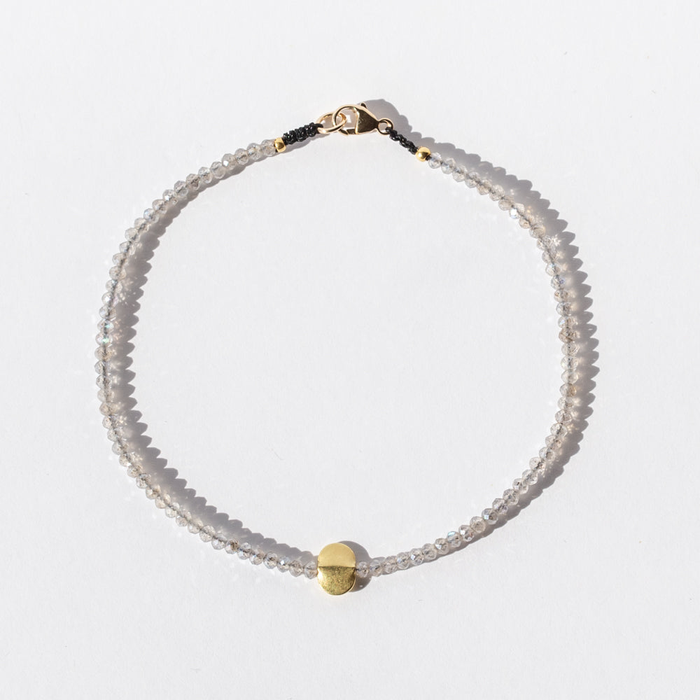 Labradorite Beaded Bracelet with Gold Bead