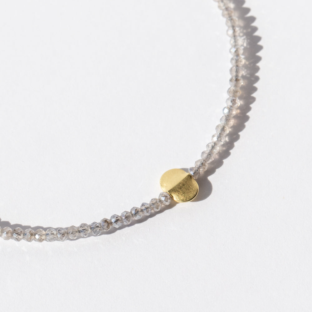 Labradorite Beaded Bracelet with Gold Bead
