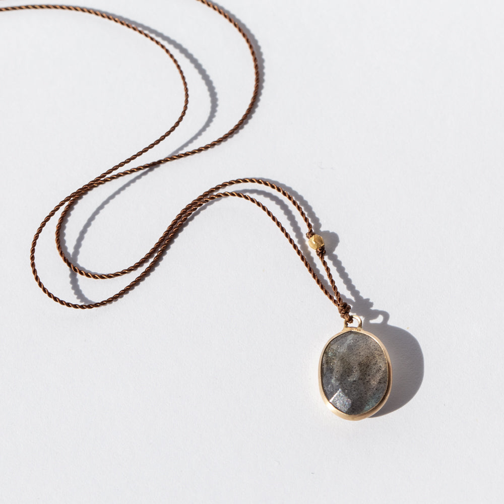 Oval Labradorite Necklace