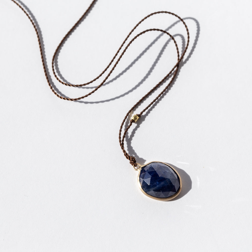 Oval Navy Sapphire Necklace