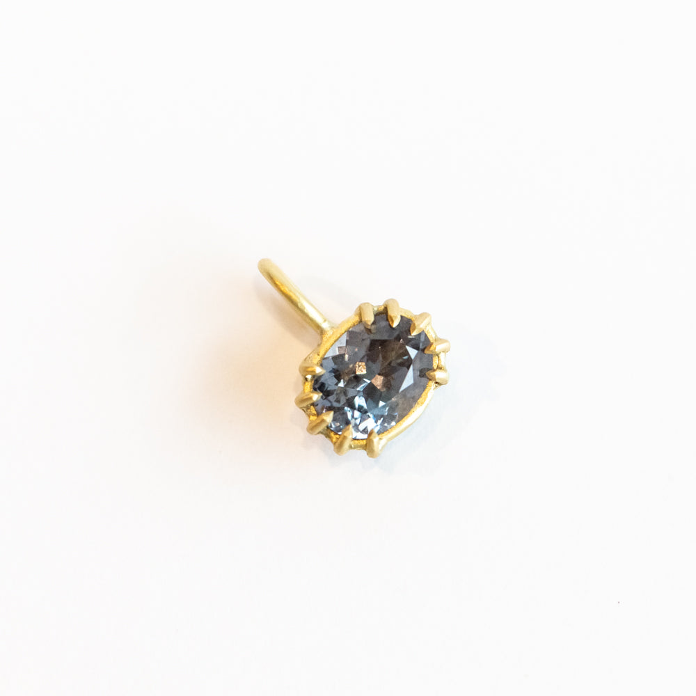 Gray Spinel East-West Oval Basket Charm