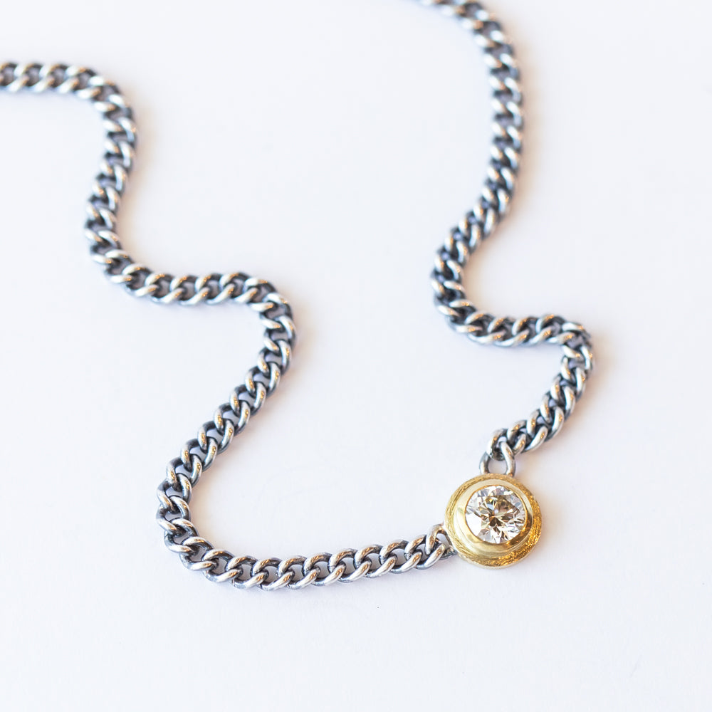 Round Champagne Diamond Curbed Link Necklace