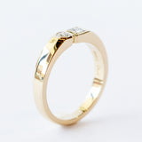 Round and Princess Cut Diamond Dyad Signet Ring