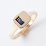 Frame Signet Ring with Baguette Bicolor Sapphire