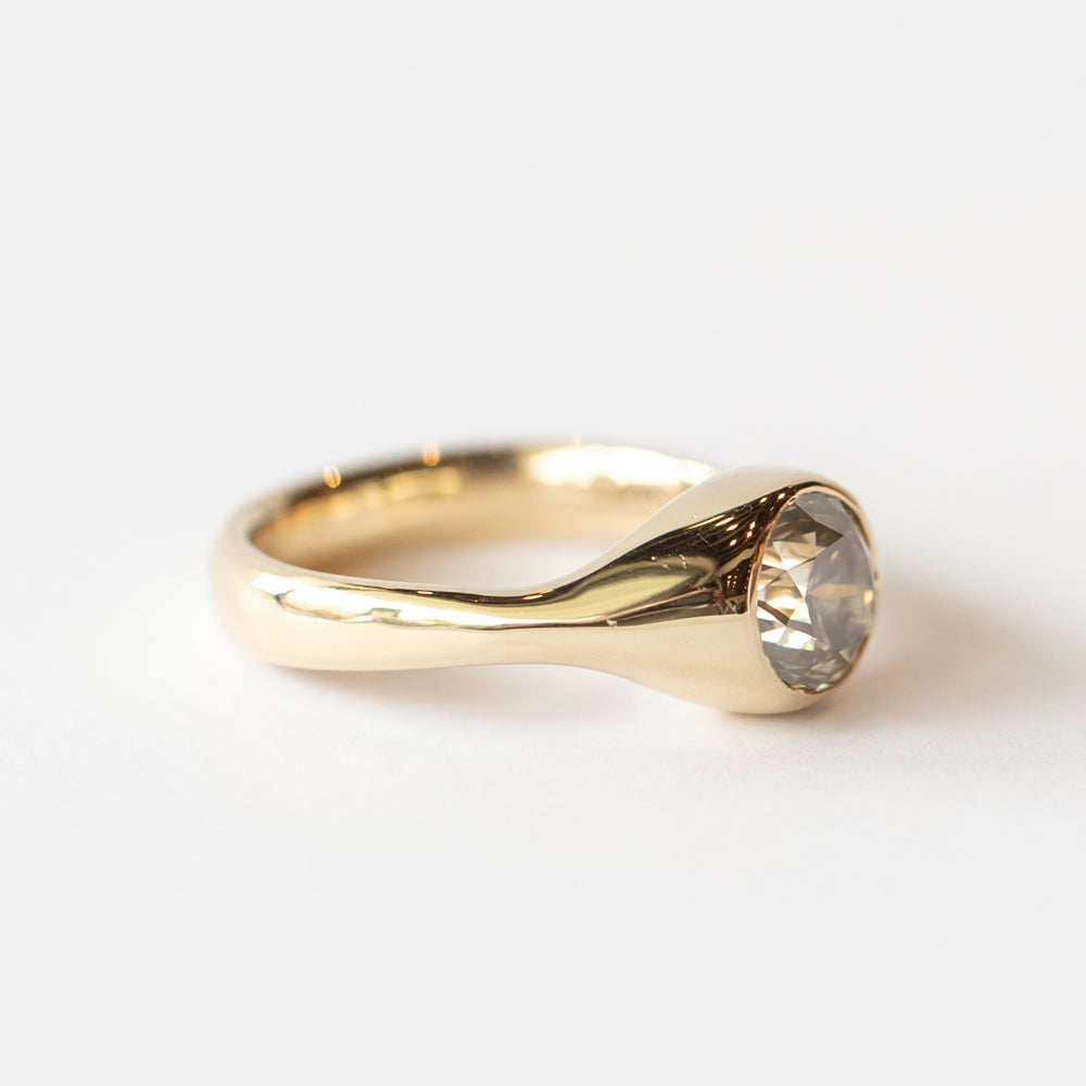 Phoebe Signet Solitaire Diamond Ring