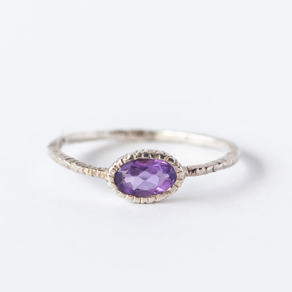 Oval Amethyst Ring
