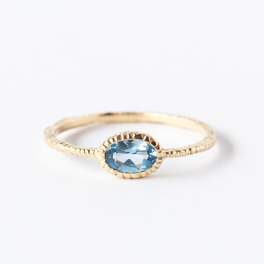 Oval Aquamarine Ring