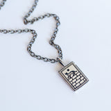 Stray Necklace
