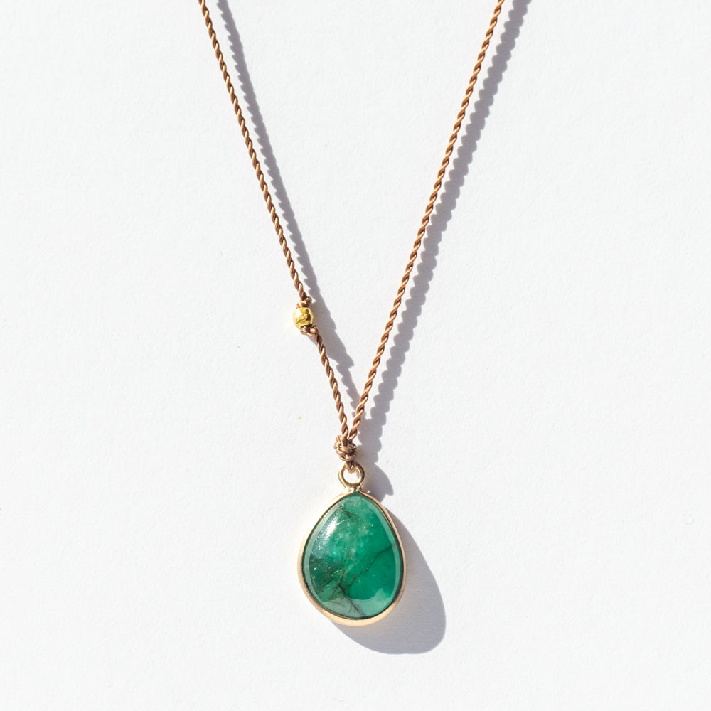 Asymmetrical Teardrop Emerald Cord Necklace