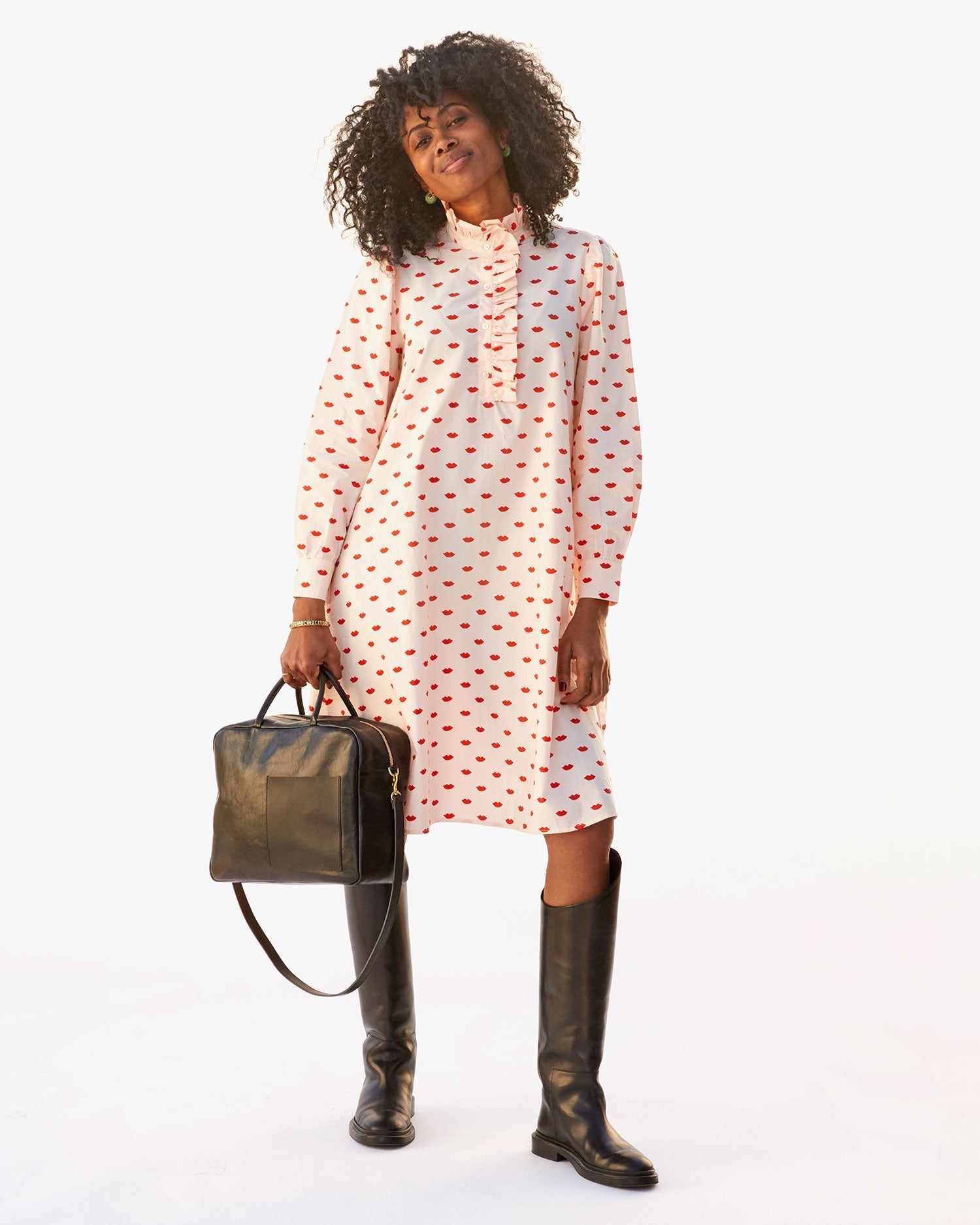 Claude, Rustic Black