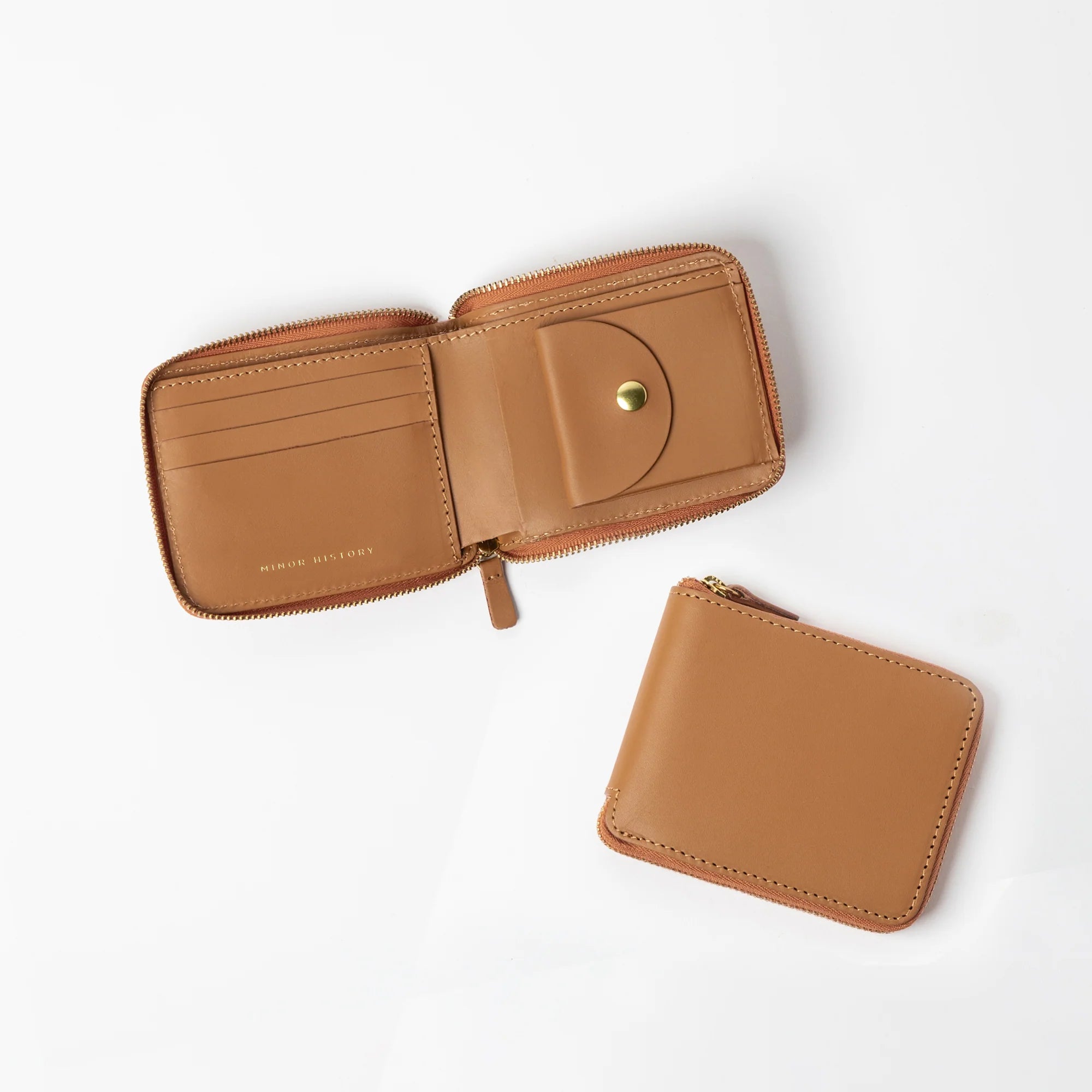 The Coupe Wallet, Saddle