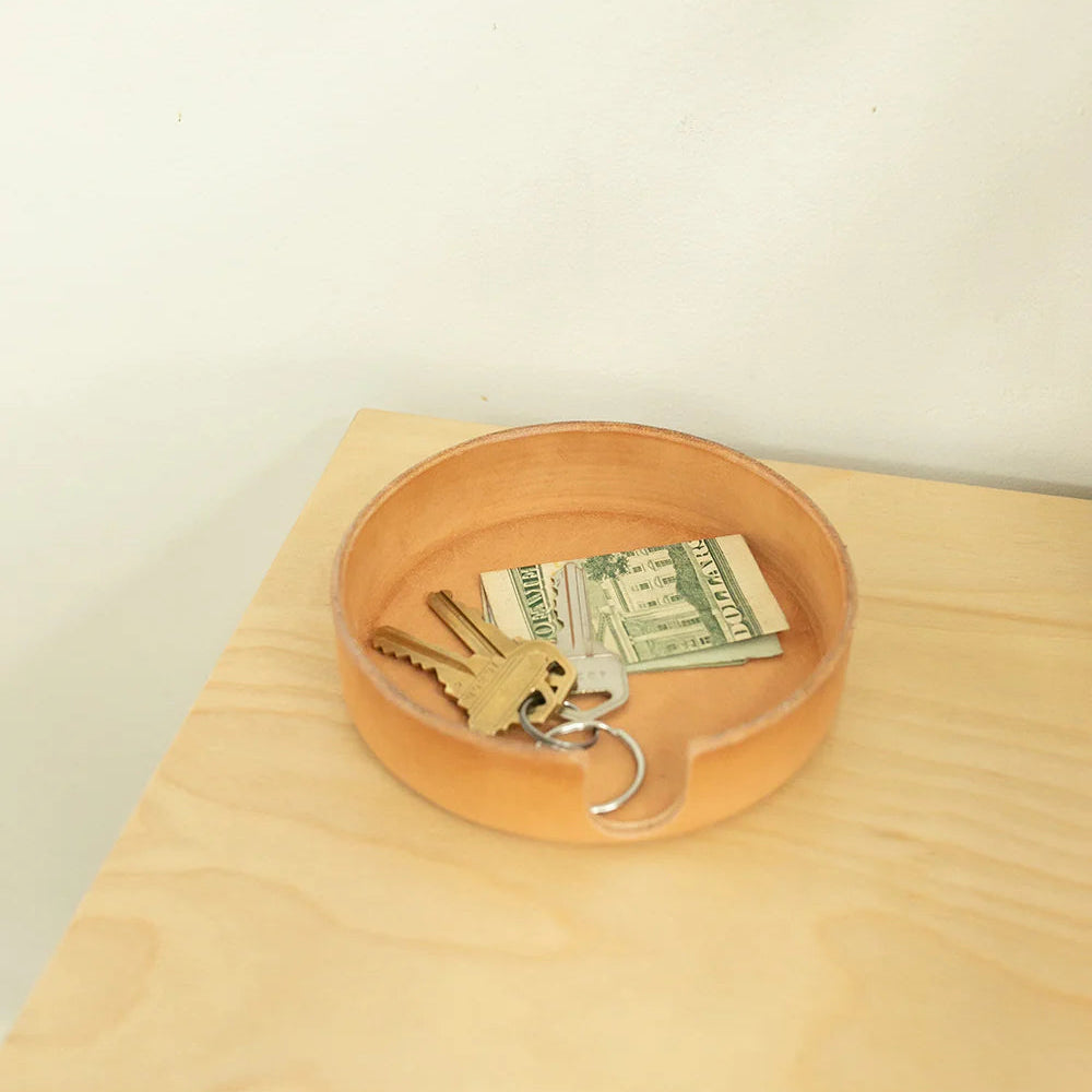 Kobon Round Leather Tray, Natural